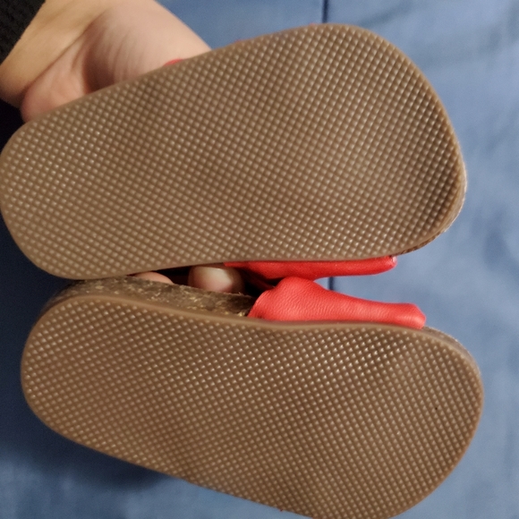Baby Cute Red Sandal - Picture 2 of 3